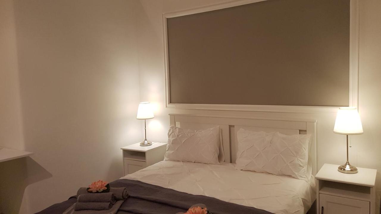 Residenza Trevisani Apartment Бари Екстериор снимка